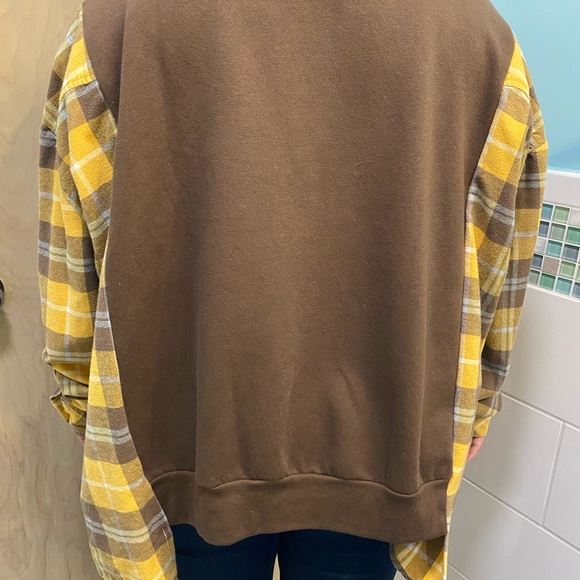 Yellowstone Dutton Ranch Pocket Flannel High Low Sweatshirt Rework - Picture 4 of 4